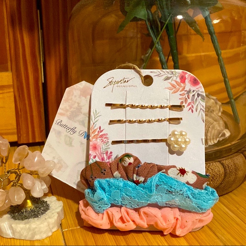 Butterfly Dsigns Boho Floral Lace Hair Accessory Set